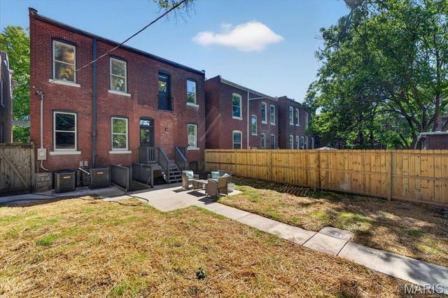 3441 Crittenden Street, St Louis, MO 63118
