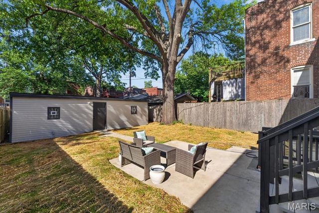 3441 Crittenden Street, St Louis, MO 63118