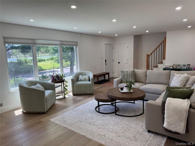25 Alta Parkway, Mount Vernon, NY 10552