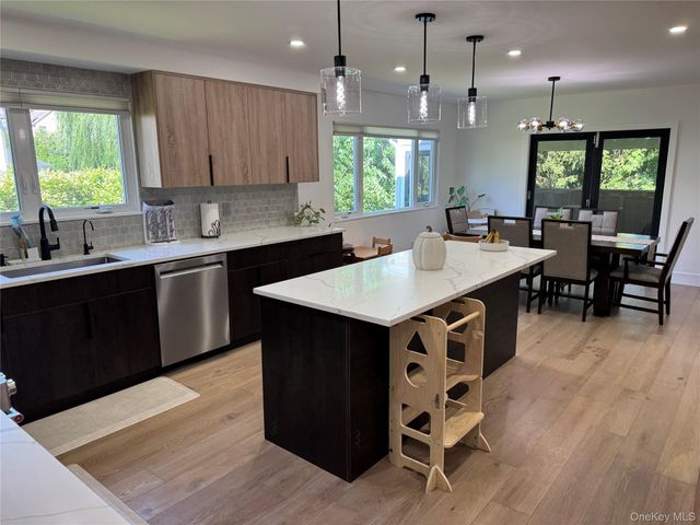 25 Alta Parkway, Mount Vernon, NY 10552