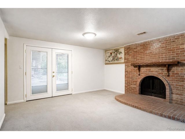 513 S Magnolia Ln, Denver, CO 80224