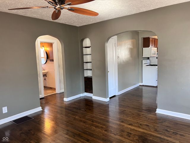 1524 E 46th Street, Indianapolis, IN 46205