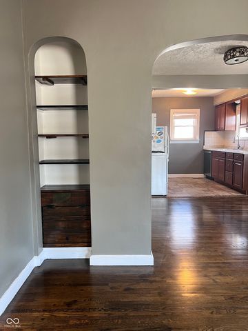 1524 E 46th Street, Indianapolis, IN 46205