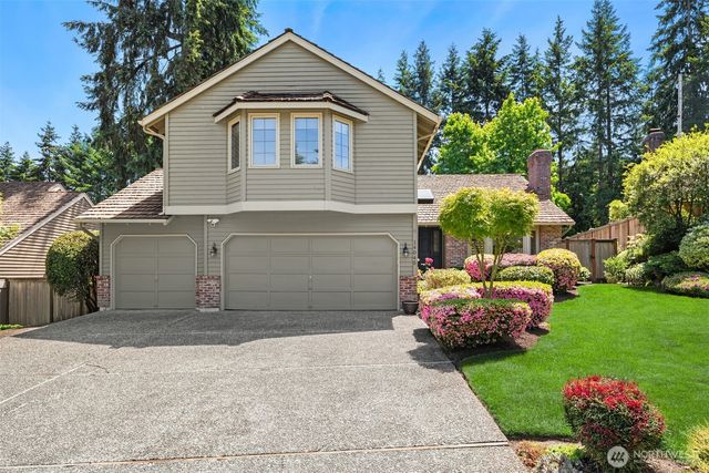 14045 NE 61st Street, Redmond, WA 98052