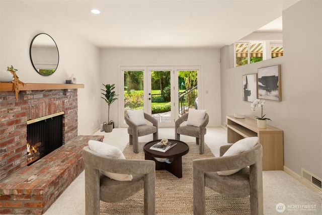 14045 NE 61st Street, Redmond, WA 98052