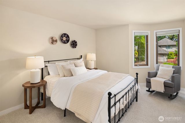 14045 NE 61st Street, Redmond, WA 98052