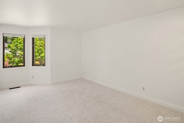 14045 NE 61st Street, Redmond, WA 98052
