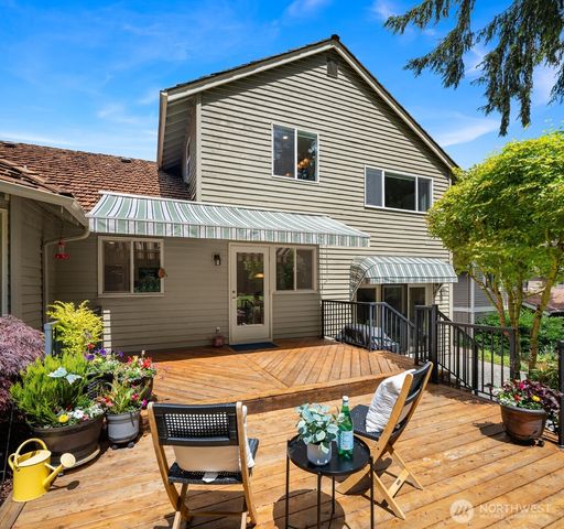 14045 NE 61st Street, Redmond, WA 98052