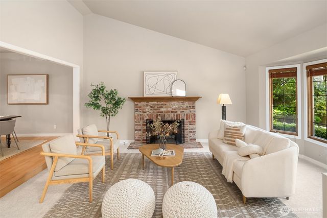 14045 NE 61st Street, Redmond, WA 98052