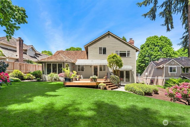 14045 NE 61st Street, Redmond, WA 98052