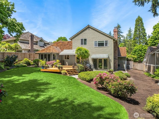 14045 NE 61st Street, Redmond, WA 98052
