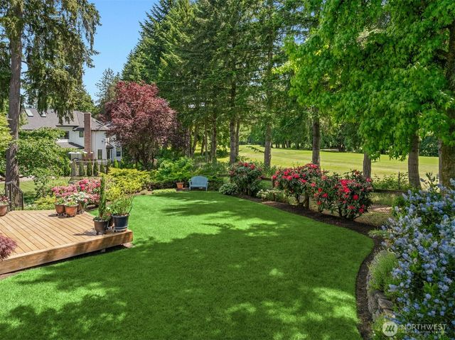 14045 NE 61st Street, Redmond, WA 98052