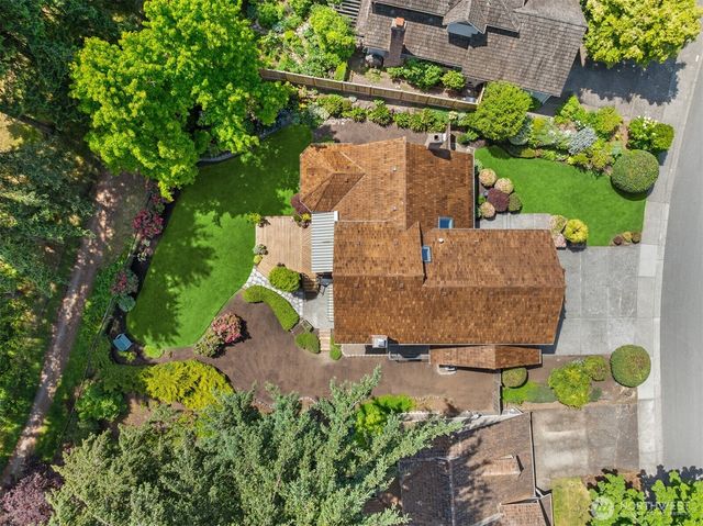 14045 NE 61st Street, Redmond, WA 98052