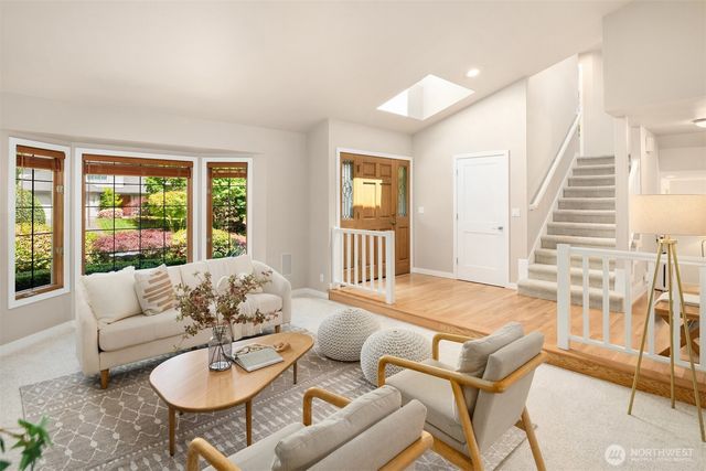 14045 NE 61st Street, Redmond, WA 98052