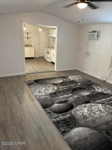 6819 Big Daddy Drive, Panama City Beach, FL 32407