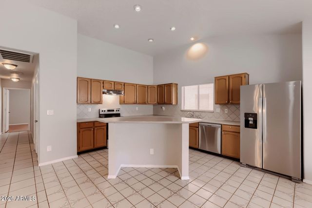 4202 W CIELO GRANDE --, Glendale, AZ 85310