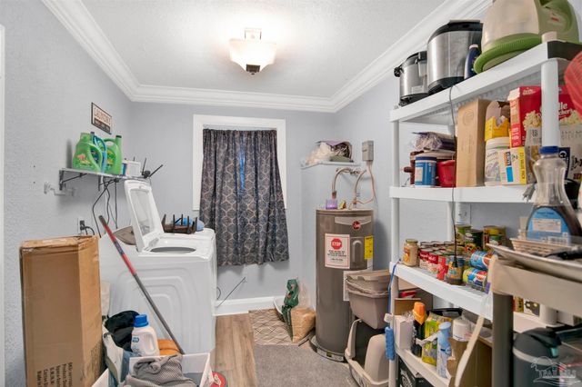 6548 Colonade Cir, Pensacola, FL 32506