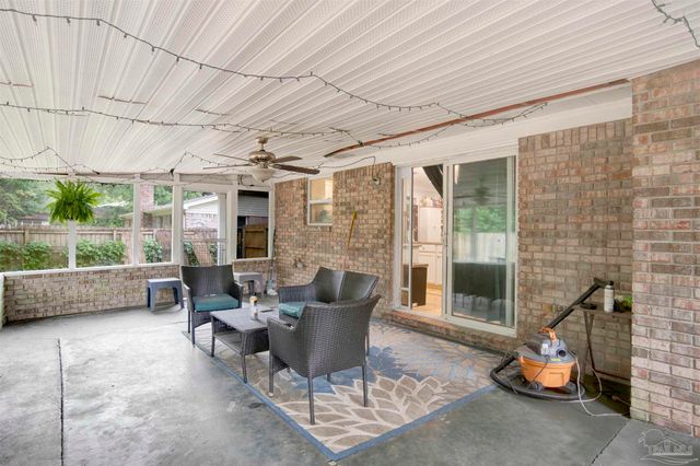 6548 Colonade Cir, Pensacola, FL 32506