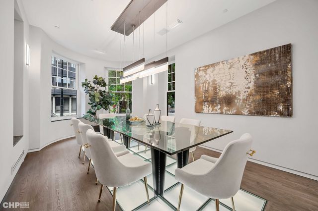 1401 N Astor Street, Chicago, IL 60610