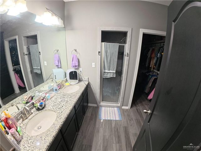 321 Gladiola Drive, Elsa, TX 78543