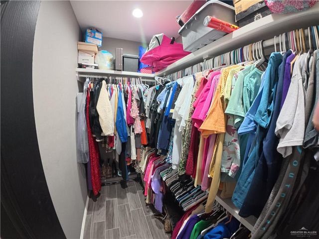 321 Gladiola Drive, Elsa, TX 78543