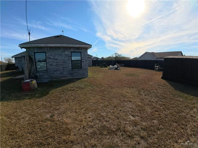 321 Gladiola Drive, Elsa, TX 78543