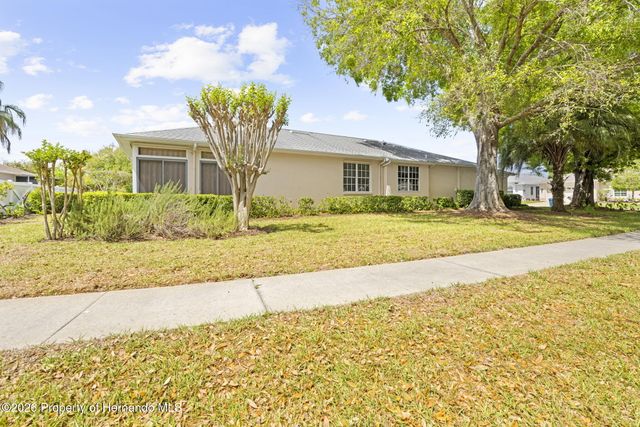 15028 Middle Fairway Drive, Spring Hill, FL 34609