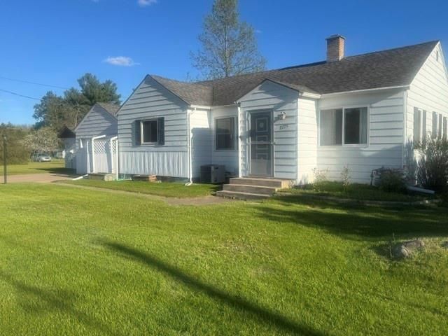 2725 Crescent Avenue, Eau Claire, WI 54703