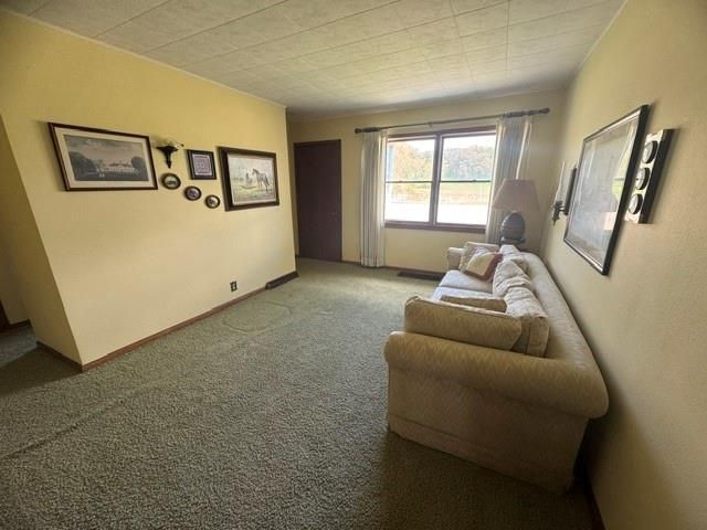 2725 Crescent Avenue, Eau Claire, WI 54703