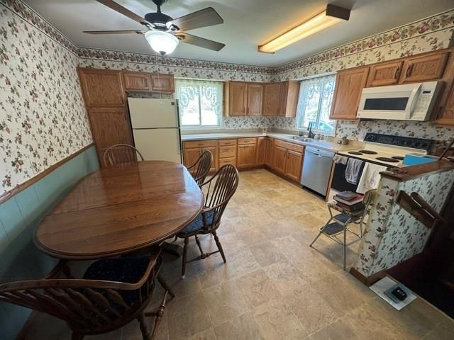 2725 Crescent Avenue, Eau Claire, WI 54703