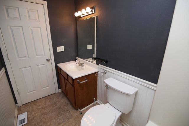 464 Ludington Avenue, Portage, MI 49002