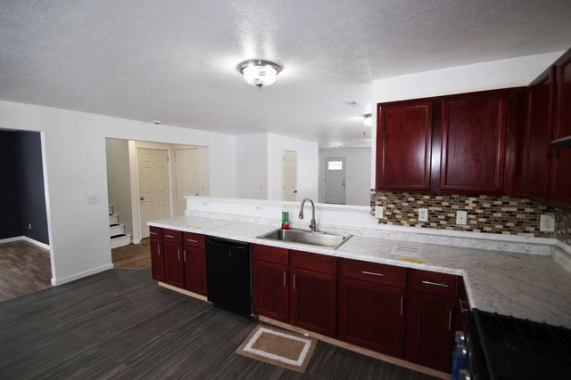 464 Ludington Avenue, Portage, MI 49002