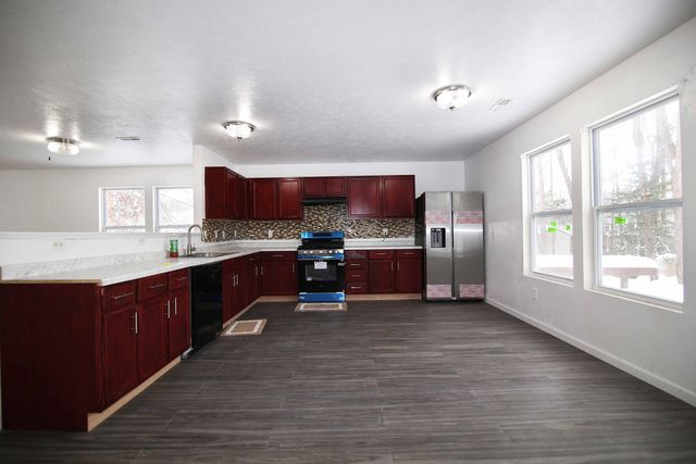 464 Ludington Avenue, Portage, MI 49002