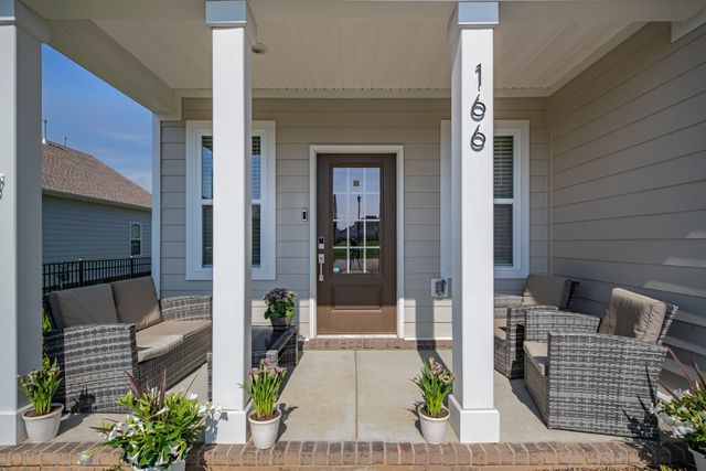 166 Harvest Point Blvd, Spring Hill, TN 37174