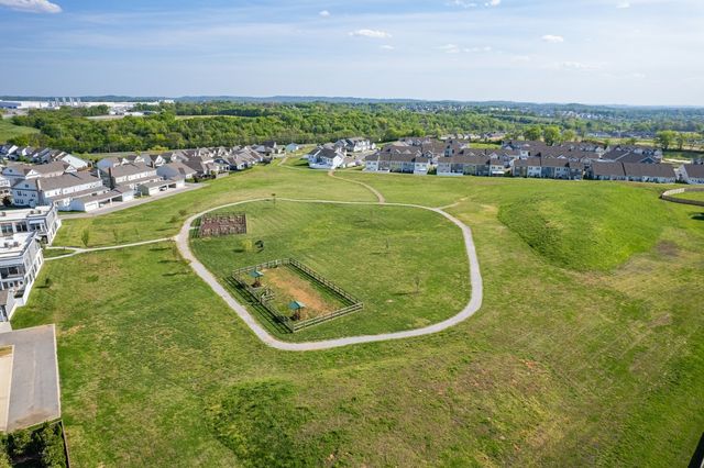 166 Harvest Point Blvd, Spring Hill, TN 37174