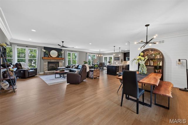 517 Stonewolf Creek Drive, Wentzville, MO 63385