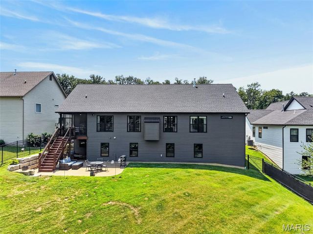 517 Stonewolf Creek Drive, Wentzville, MO 63385