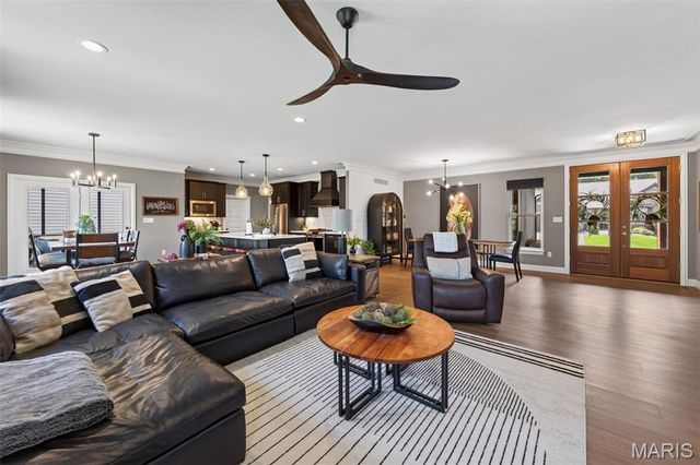 517 Stonewolf Creek Drive, Wentzville, MO 63385