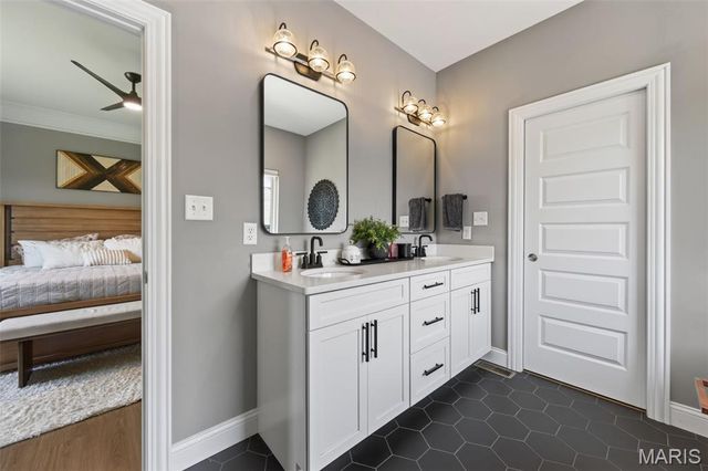 517 Stonewolf Creek Drive, Wentzville, MO 63385