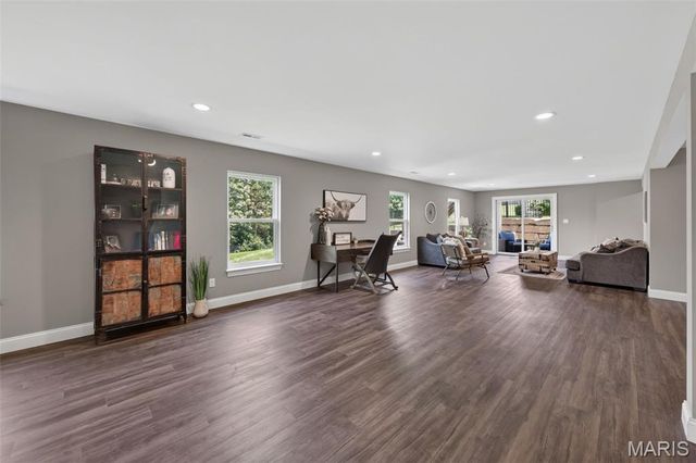517 Stonewolf Creek Drive, Wentzville, MO 63385