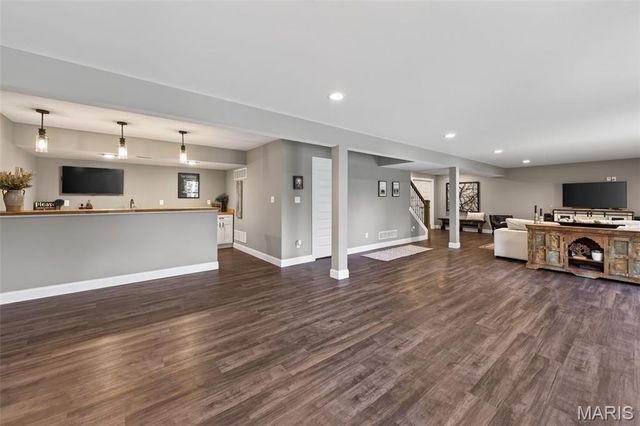 517 Stonewolf Creek Drive, Wentzville, MO 63385