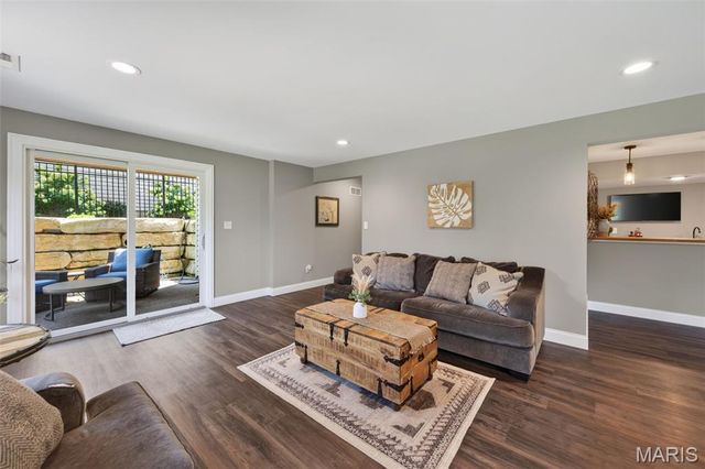 517 Stonewolf Creek Drive, Wentzville, MO 63385