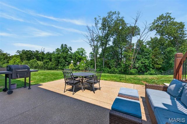 517 Stonewolf Creek Drive, Wentzville, MO 63385