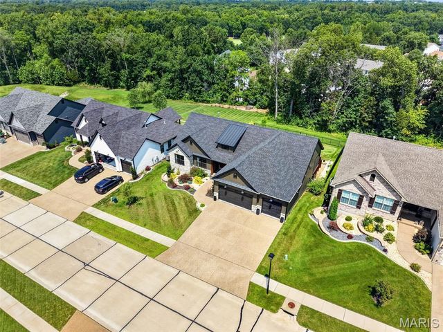 517 Stonewolf Creek Drive, Wentzville, MO 63385