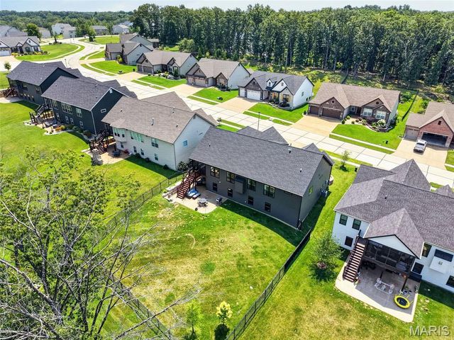 517 Stonewolf Creek Drive, Wentzville, MO 63385