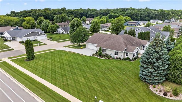 3835 Huntington Avenue, Janesville, WI 53546