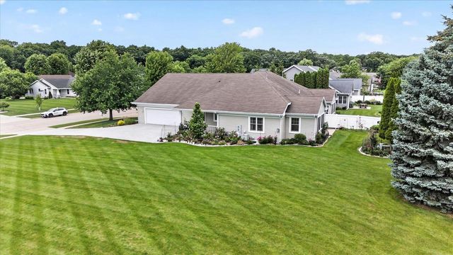 3835 Huntington Avenue, Janesville, WI 53546