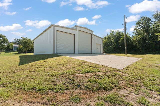 7480 County Road 802, Burleson, TX 76028