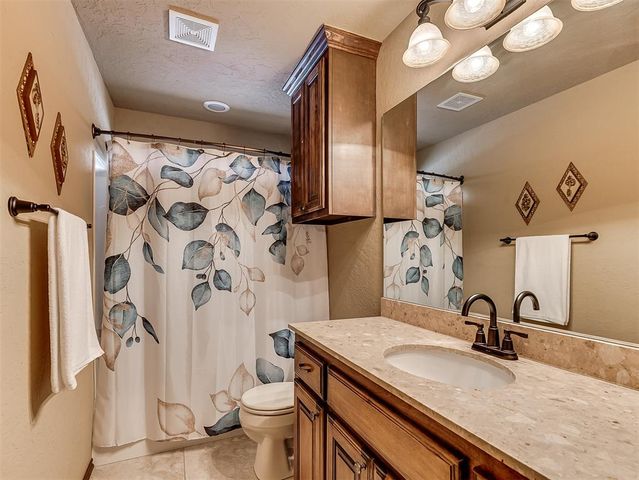 3404 Canton Trail, Yukon, OK 73099