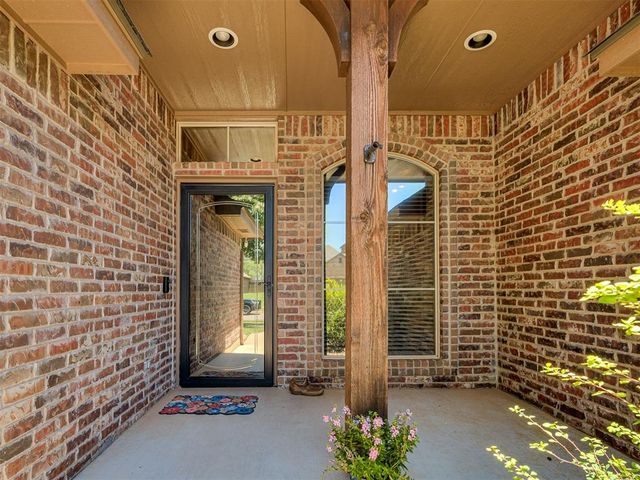 3404 Canton Trail, Yukon, OK 73099